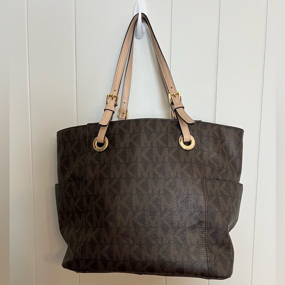 Michael Kors Jet Set Signature Logo Tote Handbag Purse 30S11TTT4B-200 in Brown - Picture 2 of 9